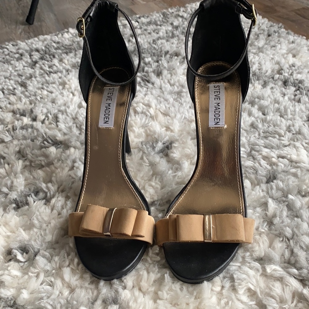 Used Black and Tan heels
